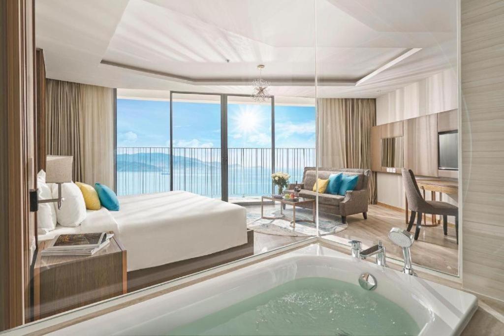 Luxury Seaview Panorama Nha Trang By Luna المظهر الخارجي الصورة